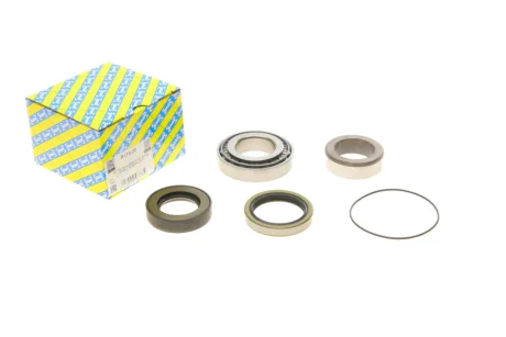 Підшипник маточини (задньої) Mitsubishi L200/L300/L400/Pajero 83-07 SNR SNR NTN R173.20