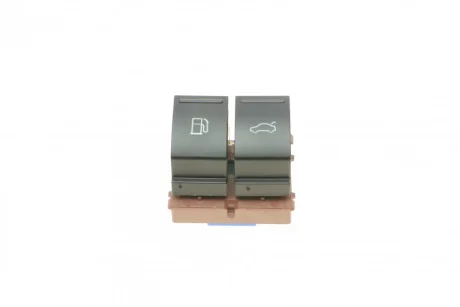 Кнопка управління кришкою багажника та паливного бака VW Passat CC/Eos 10- SOLGY Solgy 401048