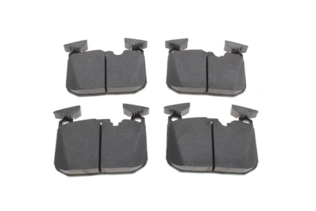 Колодки гальмівні (передні) BMW 3 (F30/F31/F34)/ 4 (F32/F36) 11- (Brembo) TEXTAR 2502805