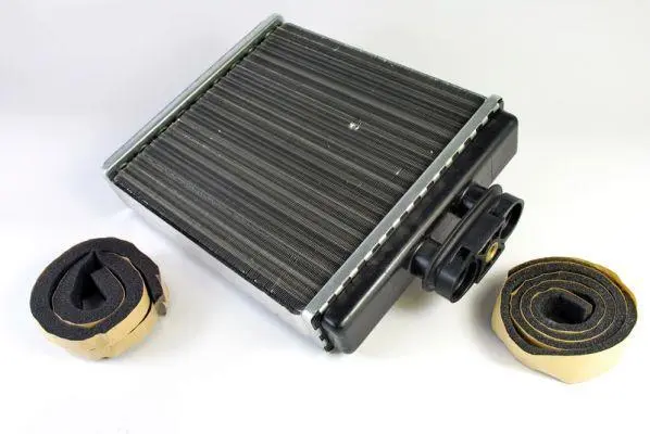 Радіатор пічки AUDI A1 SEAT CORDOBA, IBIZA III, IBIZA IV, IBIZA IV SC, IBIZA IV ST, TOLEDO IV SKODA FABIA I, FABIA I PRAKTIK, FABIA II, FABIA II PRAKTIK, RAPID, ROOMSTER 1.0-2.0D 08.99- THERMOTEC D6W009TT (фото 1)