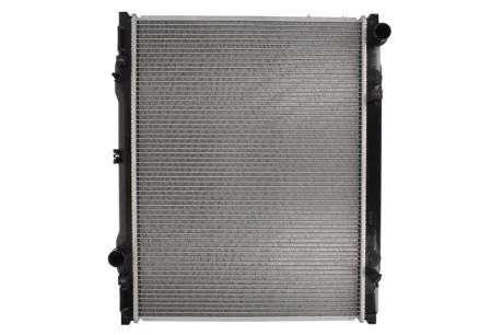 Радіатор двигуна (мкпп) KIA SORENTO I 2.4/2.5D 08.02-03.11 THERMOTEC D70314TT