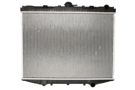 Радіатор двигуна (мкпп) FORD MAVERICK NISSAN TERRANO II 2.4 02.93-12.97 THERMOTEC D71013TT