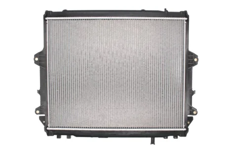 Радіатор двигуна (мкпп) TOYOTA FORTUNER, HILUX VII 2.5D/3.0D 11.04- THERMOTEC D72050TT