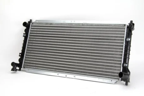 Радіатор двигуна (мкпп) MAZDA 626 IV, 626 V, MX-3, MX-6, XEDOS 6 1.6-2.0 08.91-10.02 THERMOTEC D73003TT