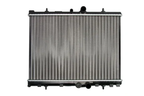 Радіатор двигуна CITROEN BERLINGO, C4, C4 I, XSARA PEUGEOT 307, PARTNER 1.6-2.0D 08.00-12.18 THERMOTEC D7P033TT