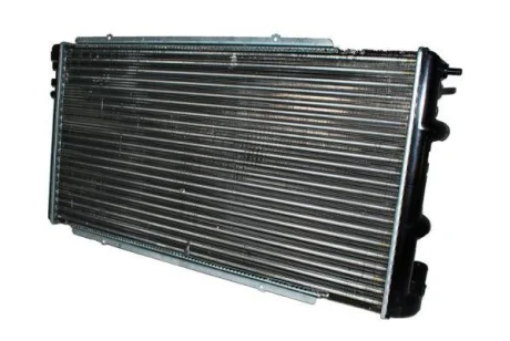 Радіатор двигуна (мкпп) NISSAN INTERSTAR OPEL ARENA, MOVANO A RENAULT MASTER II 1.9D-2.8D 01.97- THERMOTEC D7R009TT