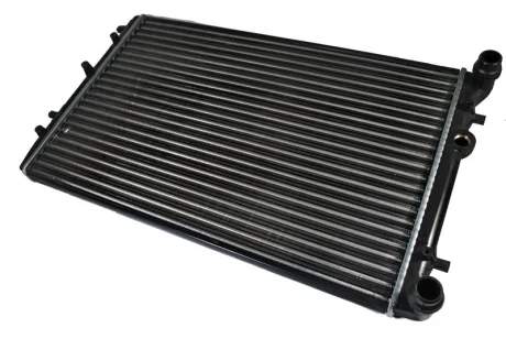 Радіатор двигуна (мкпп) SEAT CORDOBA, IBIZA III, IBIZA IV, IBIZA IV SC, IBIZA IV ST SKODA FABIA I, FABIA I PRAKTIK, FABIA II, ROOMSTER, ROOMSTER PRAKTIK VW FOX, POLO IV, POLO V 1.0-2.0 08.99- THERMOTEC D7S002TT