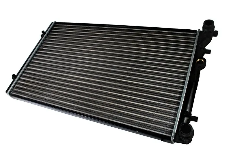 Радіатор двигуна (мкпп) AUDI A3, TT OPEL MOVANO A SEAT LEON, TOLEDO II SKODA OCTAVIA I VW BORA, BORA I, GOLF IV, POLO 1.4-3.2 09.96- THERMOTEC D7W001TT (фото 1)