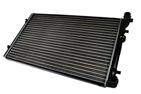 Радіатор двигуна (мкпп) AUDI A3, TT OPEL MOVANO A SEAT LEON, TOLEDO II SKODA OCTAVIA I VW BORA, BORA I, GOLF IV, POLO 1.4-3.2 09.96- THERMOTEC D7W001TT