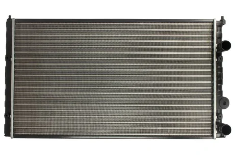 Радіатор двигуна (мкпп) SEAT AROSA, CORDOBA, CORDOBA VARIO, IBIZA II, INCA VW CADDY II, GOLF III, LUPO I, PASSAT B3/B4, POLO, POLO III, POLO III CLASSIC, VENTO 1.0-2.9 06.91-07.05 THERMOTEC D7W030TT