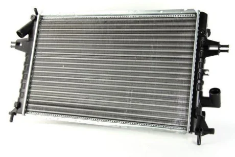 Радіатор двигуна (мкпп) OPEL ASTRA G, ASTRA G CLASSIC 1.7D 02.98-12.09 THERMOTEC D7X039TT