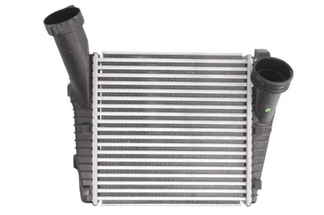 Інтеркулер (лів) AUDI Q7 PORSCHE CAYENNE VW TOUAREG 2.5D-5.0D 05.02-05.18 THERMOTEC DAA014TT
