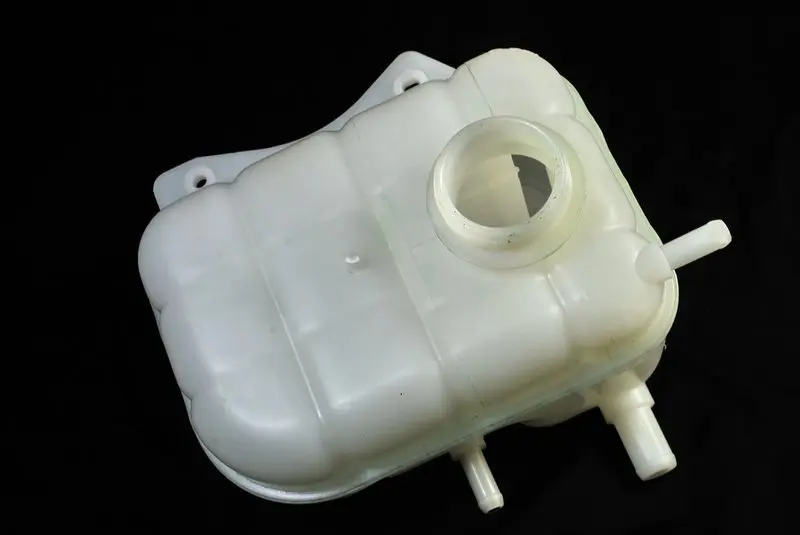 Розширювальний бачок охолоджуючої рідини CHEVROLET LACETTI 03.05- THERMOTEC DB0006TT (фото 1)