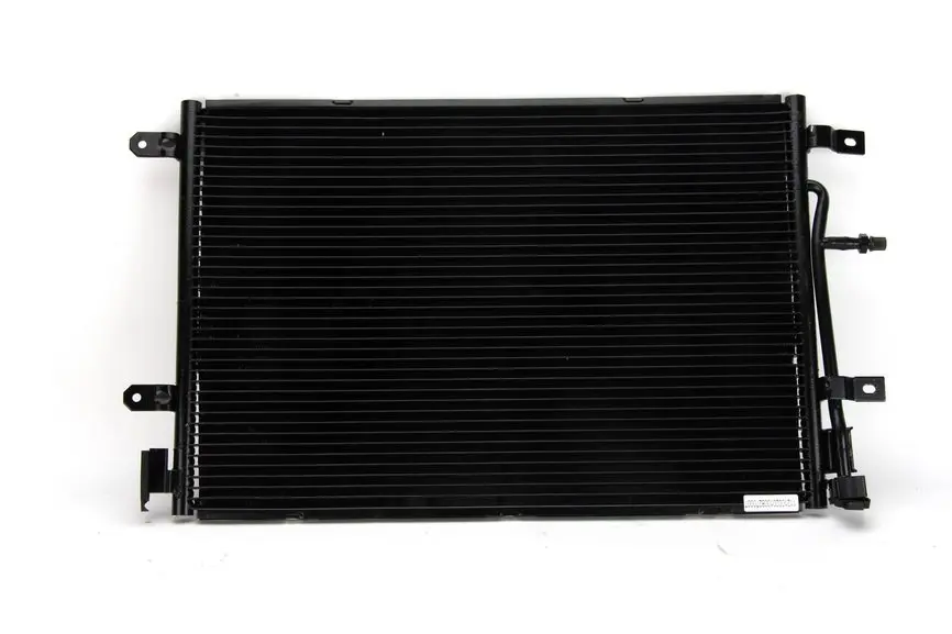 Радіатор кондиціонера AUDI A4 B6, A4 B7 SEAT EXEO, EXEO ST 1.6-4.2 11.00-05.13 THERMOTEC KTT110046 (фото 1)