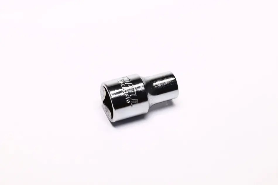 Насадка 1/2" (12,5 мм), 6-кутна, розмір насадок 6/12-кутних (мм): 10 мм, довжина: 38 мм, тип: A, обробка: дзеркало / сатинний хром Toptul BAEA1610 (фото 1)