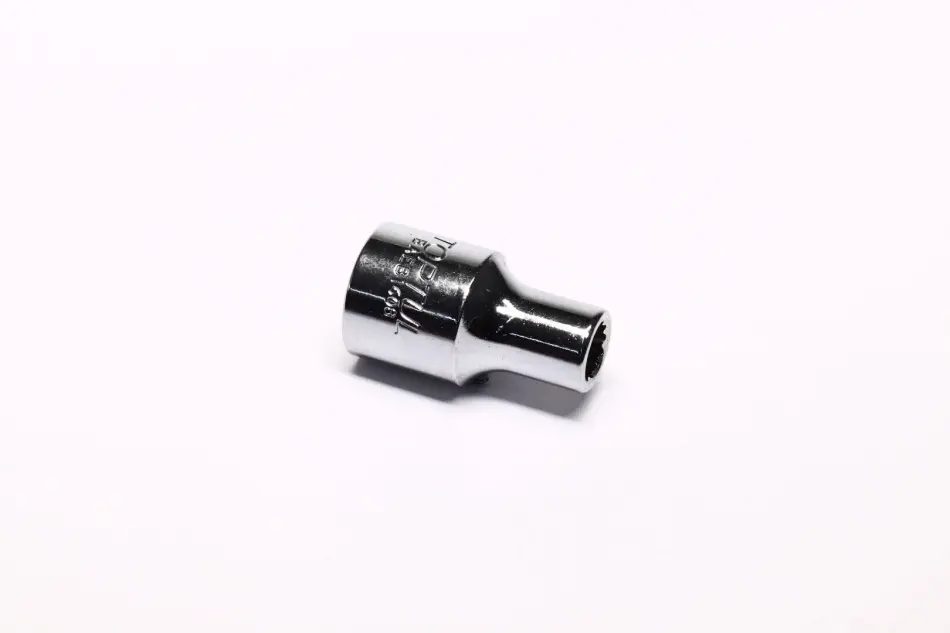 Насадка 1/2" (12,5 мм) 12-кутна, 1 шт, розмір насадок 6/12-кутних (мм): 8 мм, довжина 38мм Toptul BAEB1608 (фото 1)