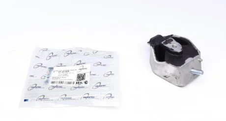 Подушка КПП Audi A6 94-97 1.8-2,0/1,9TDI/2.5TDI (ззаду) AUTOMOTIVE TRUCKTEC 07.22.007