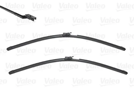 Комплект щіток склоочисника безкаркасних 650/480 Valeo 572308