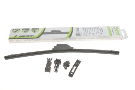 Щітка склоочисника (450мм) VW Touran/Passat/Golf VII/Caddy II-IV 81- VALEO Valeo 575003