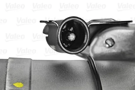 Компресор кондиціонера FOCUS 1.6-2.0 03-12 Valeo 813323