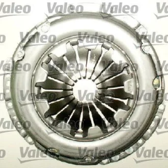 Комплект зчеплення з підшипником (200мм) SEAT CORDOBA, IBIZA III, IBIZA IV, IBIZA IV SC, IBIZA IV ST, MII SKODA CITIGO, FABIA I, FABIA I PRAKTIK, FABIA II, FABIA III 1.0-1.4 07.01-12.22 Valeo 826362