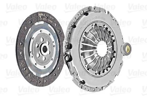 Комплект зчеплення з підшипником (228мм) AUDI A1, A3, TT SEAT CORDOBA, CORDOBA VARIO, IBIZA II, IBIZA III, IBIZA IV, IBIZA IV SC, IBIZA IV ST, LEON, TOLEDO I 1.6D/1.8/1.9D 07.95-08.15 Valeo 826473 (фото 1)