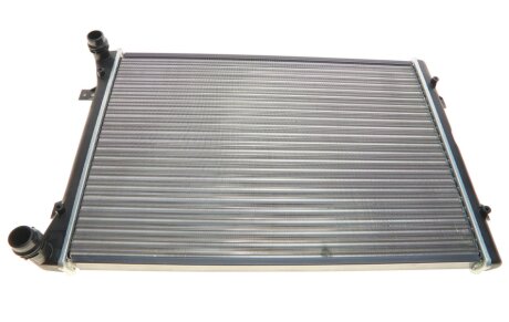 Фото радіатор охолодження VW Sharan/Ford Galaxy I 1.9TDI/2.0TDI 02-10 Van Wezel 58002283 Радіатор охолодження VW Sharan/Ford Galaxy I 1.9TDI/2.0TDI 02-10 Van Wezel 58002283