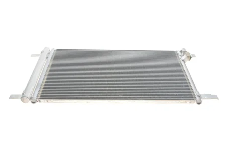 Радіатор кондиціонера Audi A3/Q2/Skoda Octavia III/Superb III/VW Arteon/Golf Alltrack 1.0-2.0D 12- VAN WEZEL Van Wezel 58005335