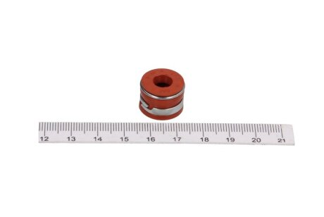 Сальник клапана URSUS 4504, 4512, 4514, 5312, 5314, 6012, 6014, 6614, 5714 AG CHEM 663, 544, 554, 664, 844, 854 AMMANN ASC 100 BOBCAT 980 BOMAG BW12R, BW16R, BW20R CASE IH 1640E, 1822 VICTOR REINZ 704146900