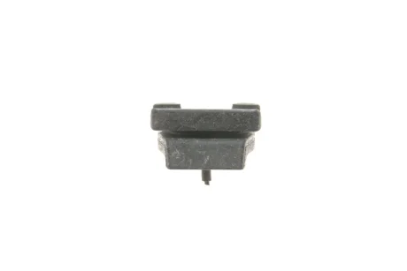 Кронштейн кріплення захисту двигуна Skoda Octavia/VW Golf IV 96-10 VIKA Vika 10180263001