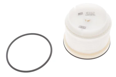 Фільтр паливний Mitsubishi L200 2.2/2.4Di 15-/Toyota Hilux VII 2.5D/3.0D 05-15 WIX FILTERS WF8429