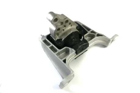 Подушка двигуна задн прав, гумово-металев. MAZDA 3 1.3-2.3 10.03-06.09 YAMATO I53041YMT